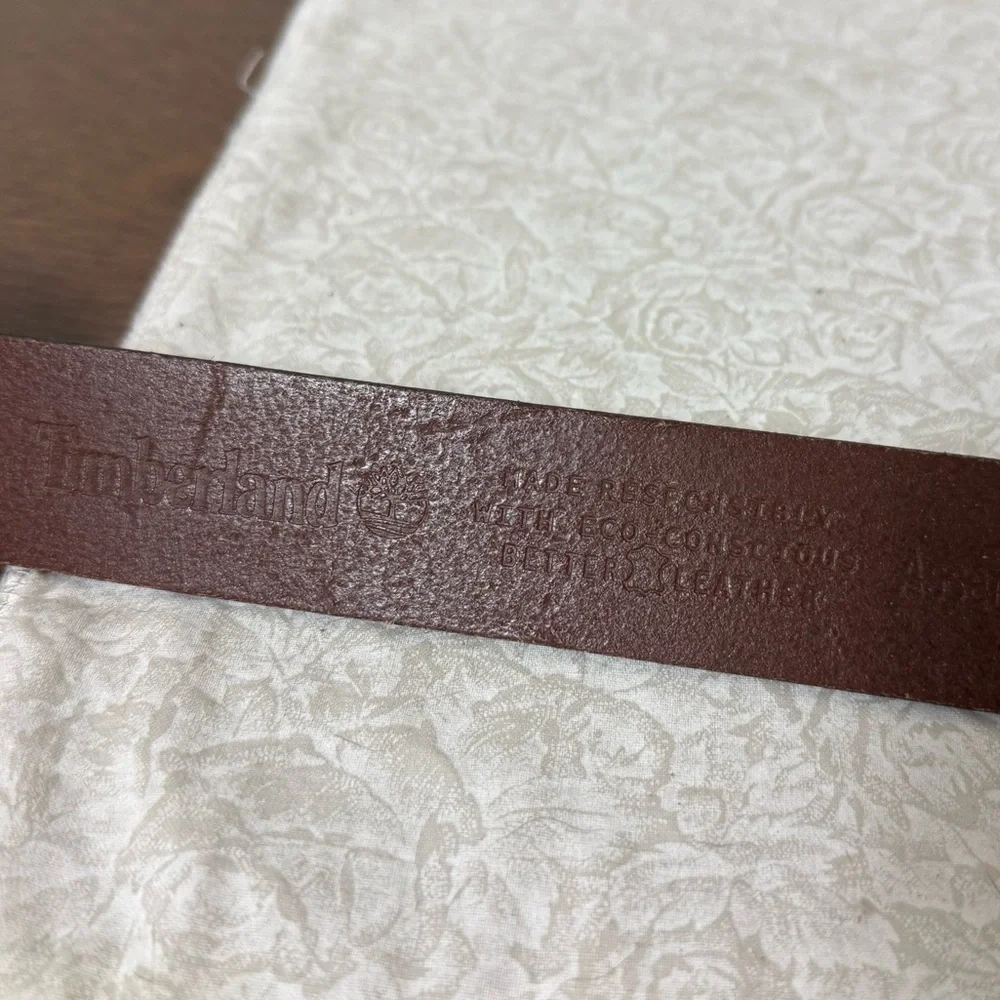 Timberland Men's Classic Buckle Brown Leather Belt for Jeans size 46